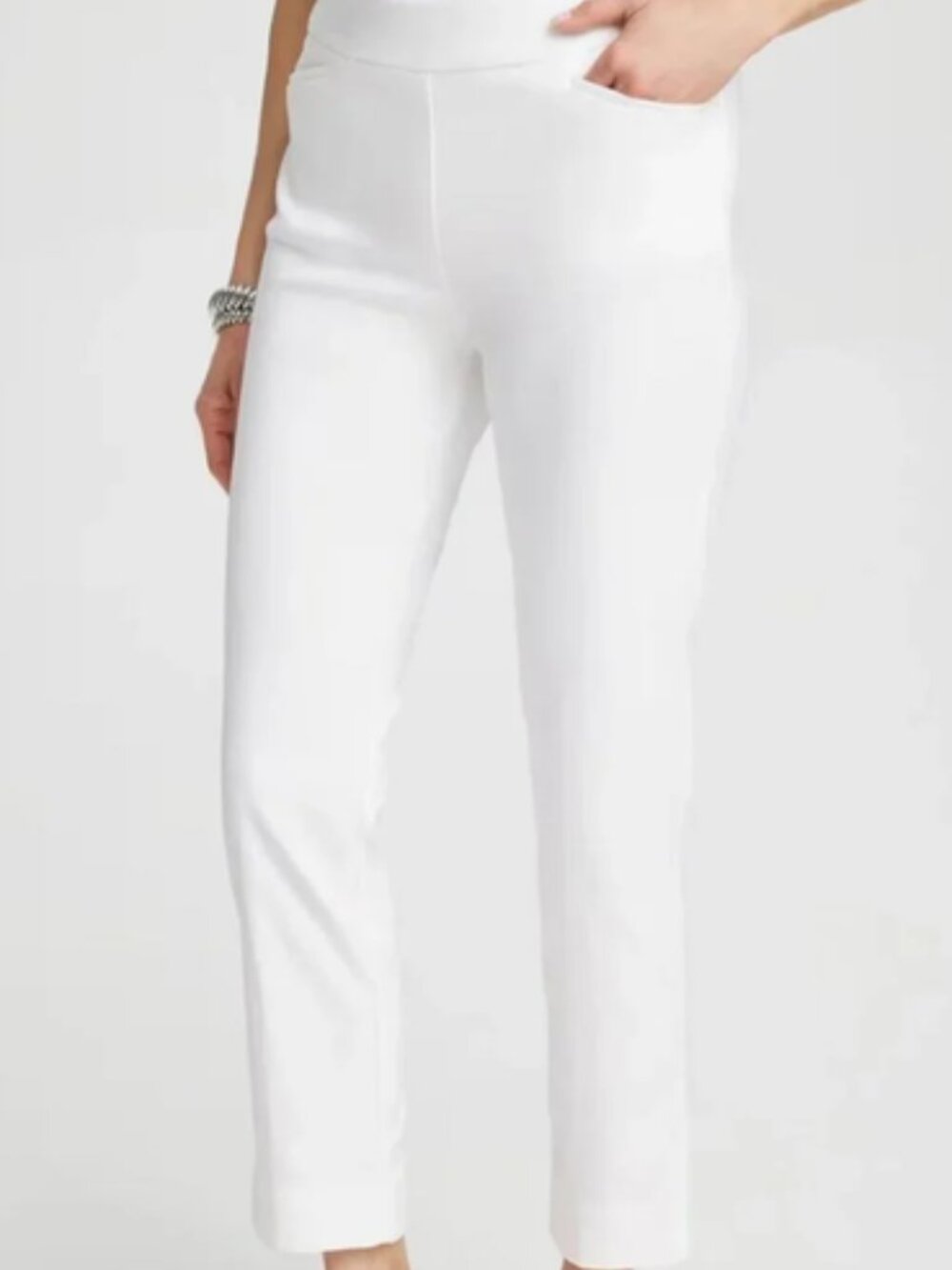 Chico's White So Slimming Brigitte pants size 2 NWT